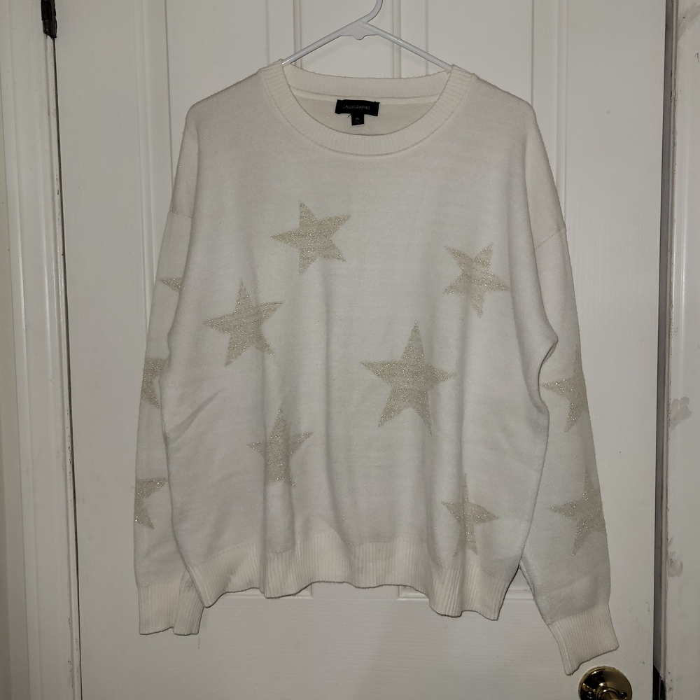 Elegant White Star Pattern Sweater